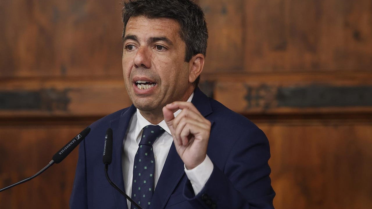 Mazón exige a Albares que reconozca el valenciano en la UE: "No pertenecemos a los Països Catalán"
