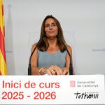 La consellera de Educación y Formación Profesional, Esther Niubó, explica las novedades del curso escolar 2025-26