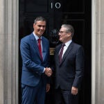 Sánchez viaja a Londres para reunirse con el primer ministro británico, Keir Starmer