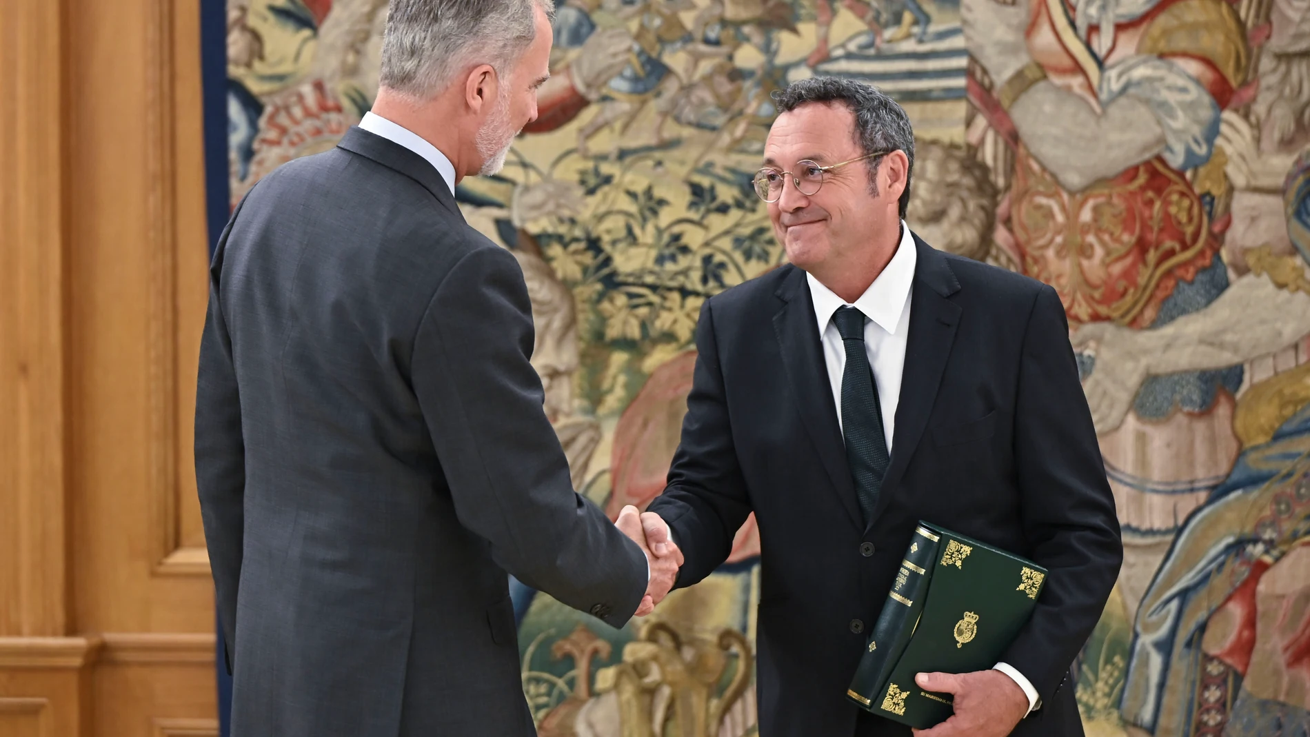 FOTODELDIA MADRID, 03/09/2025.- El rey Felipe VI recibe en audiencia al fiscal general del Estado, Álvaro García Ortiz, que le entrega la Memoria anual de la Fiscalía de 2024, este miércoles en Madrid.-EFE/ Fernando Villar