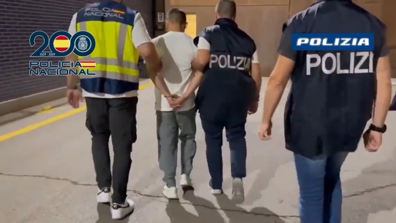 La policía detiene en Barcelona a este peligroso fugitivo italiano condenado en su país a casi 30 años de prisión