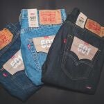 Rebajas en Levi’s: sus vaqueros más icónicos para hombre y mujer estrenan septiembre con hasta un 57 % menos