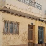 Viviendas deshabitadas en la calle de San José de Paiporta que fueron afectadas por la dana