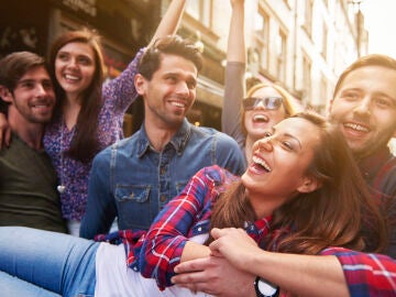 Este sencillo h&aacute;bito puede aumentar la felicidad, seg&uacute;n un cient&iacute;fico de Harvard