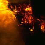 Un rito bajo el fuego: así es una de las tradiciones más icónicas de la Ribeira Sacra 