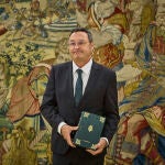 El rey Felipe VI recibe en audiencia al fiscal general del Estado, Álvaro García Ortiz, que le entrega la Memo