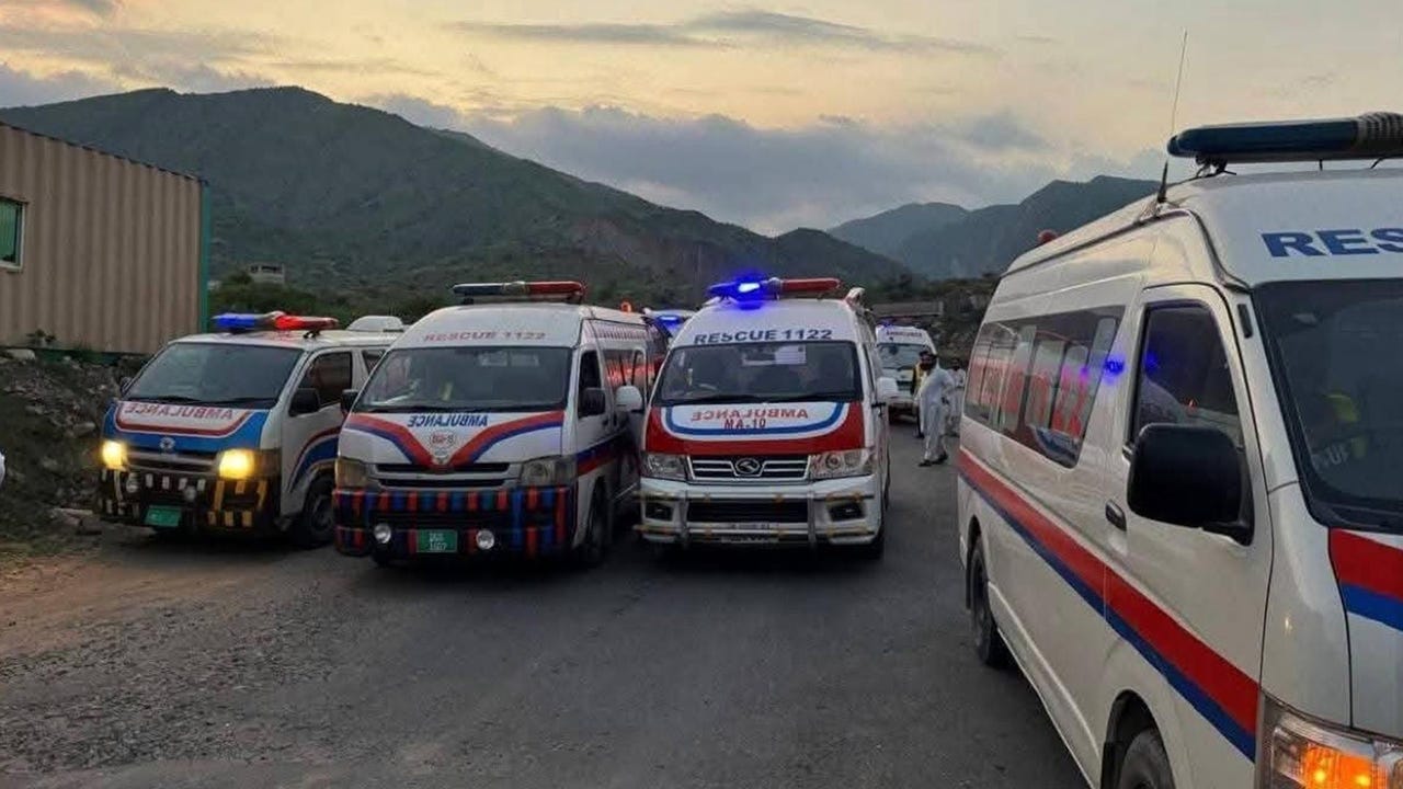 El Estado Islámico reivindica el atentado suicida contra un acto político en Pakistán