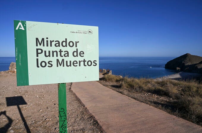 Siete muertos de dos pateras llegadas a las playas a Los Muertos y Las Salinas (Almería)