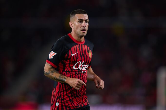 Fútbol.- El RCD Mallorca suspende de empleo y sueldo a Dani Rodríguez y le retira la capitanía
