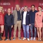 Los protagonistas de 'La Agencia' durante la presentación de la serie en el FesTVal de Vitoria