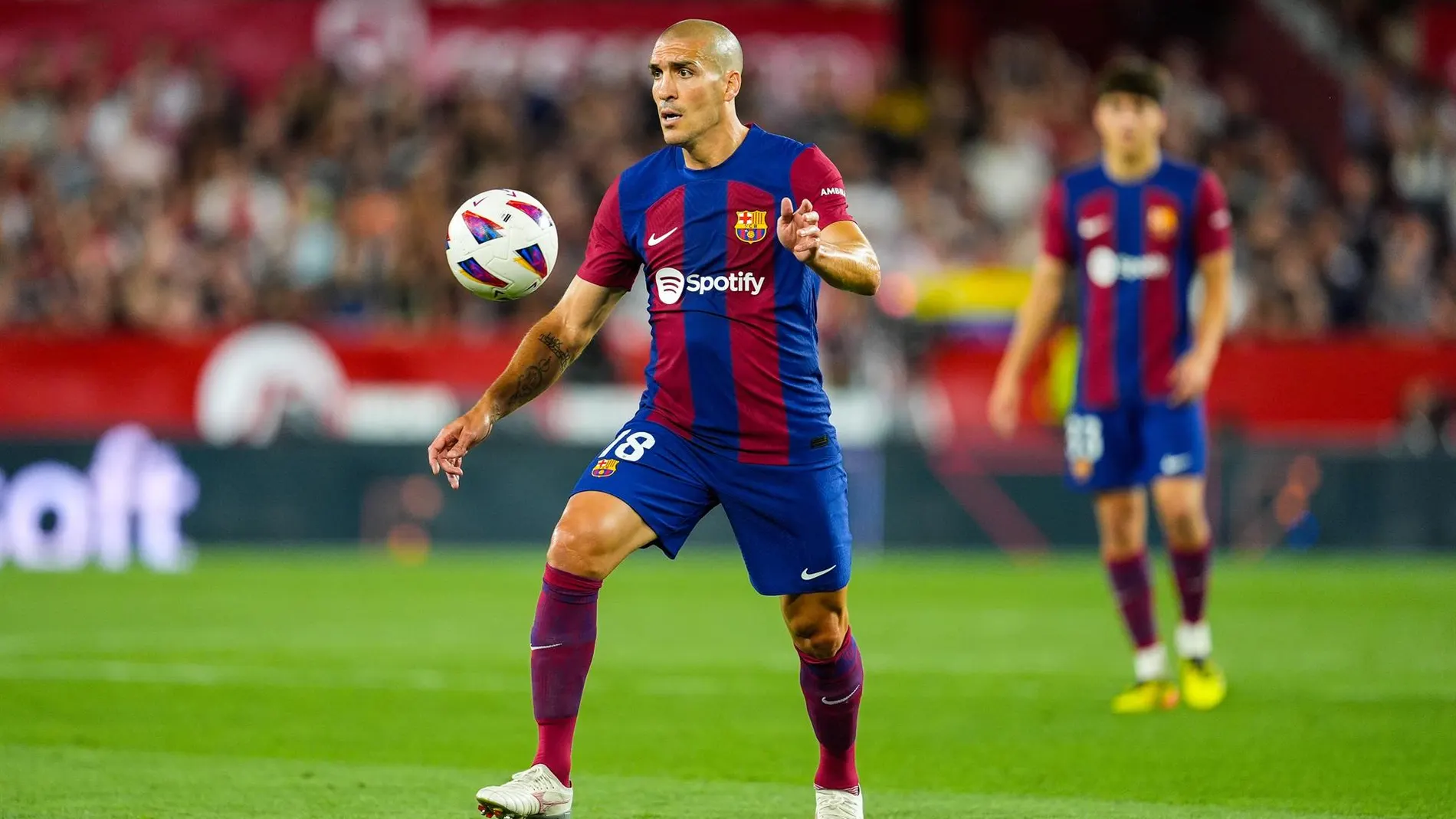 Fútbol.- El centrocampista Oriol Romeu rescinde su contrato con el FC Barcelona