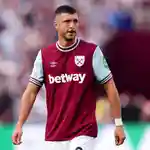 Guido Rodríguez con el West Ham