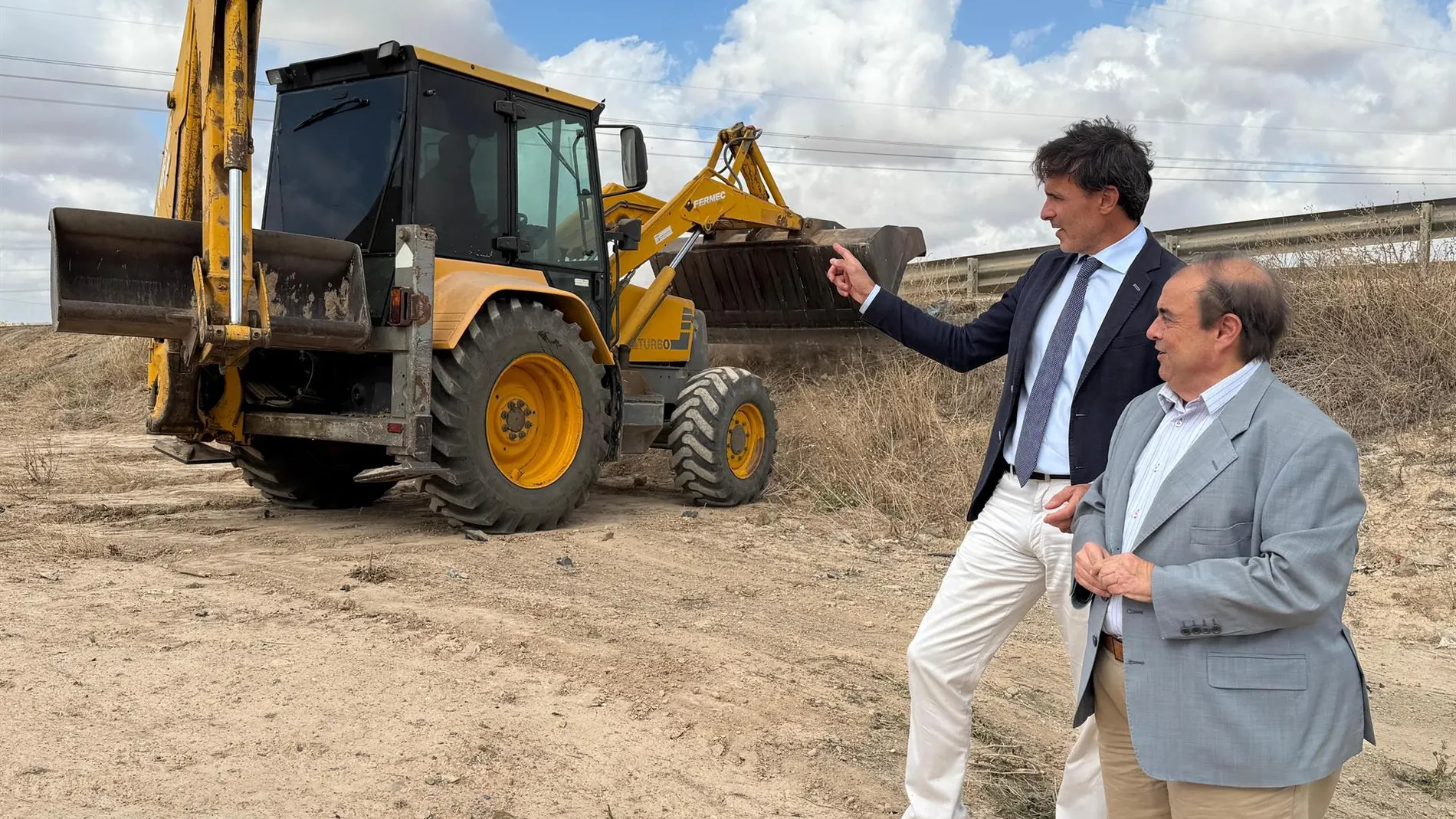 MURCIA.-Fomento intensifica la labor preventiva de limpieza de carreteras para reforzar la seguridad ante posibles lluvias