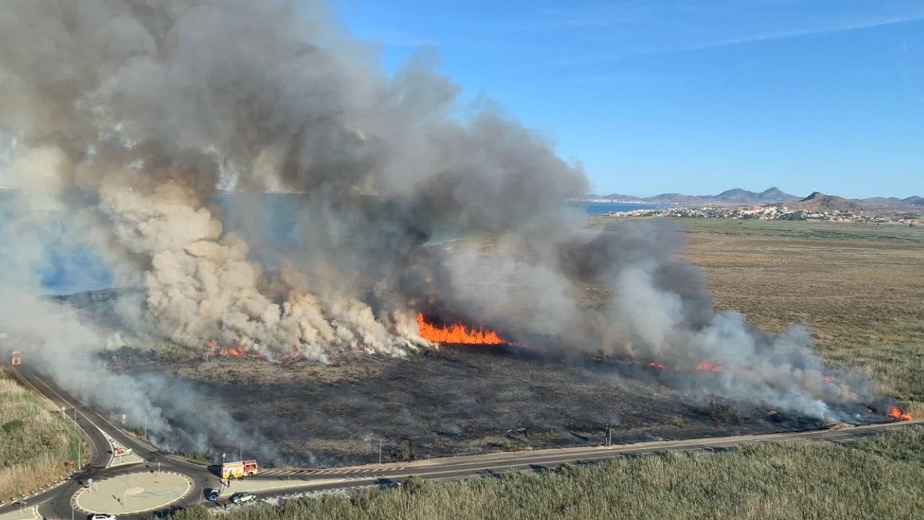MURCIA.-AMP.- Sucesos.- Extinguido el incendio forestal declarado en un espacio protegido de Cartagena tras arrasar 7 hectáreas