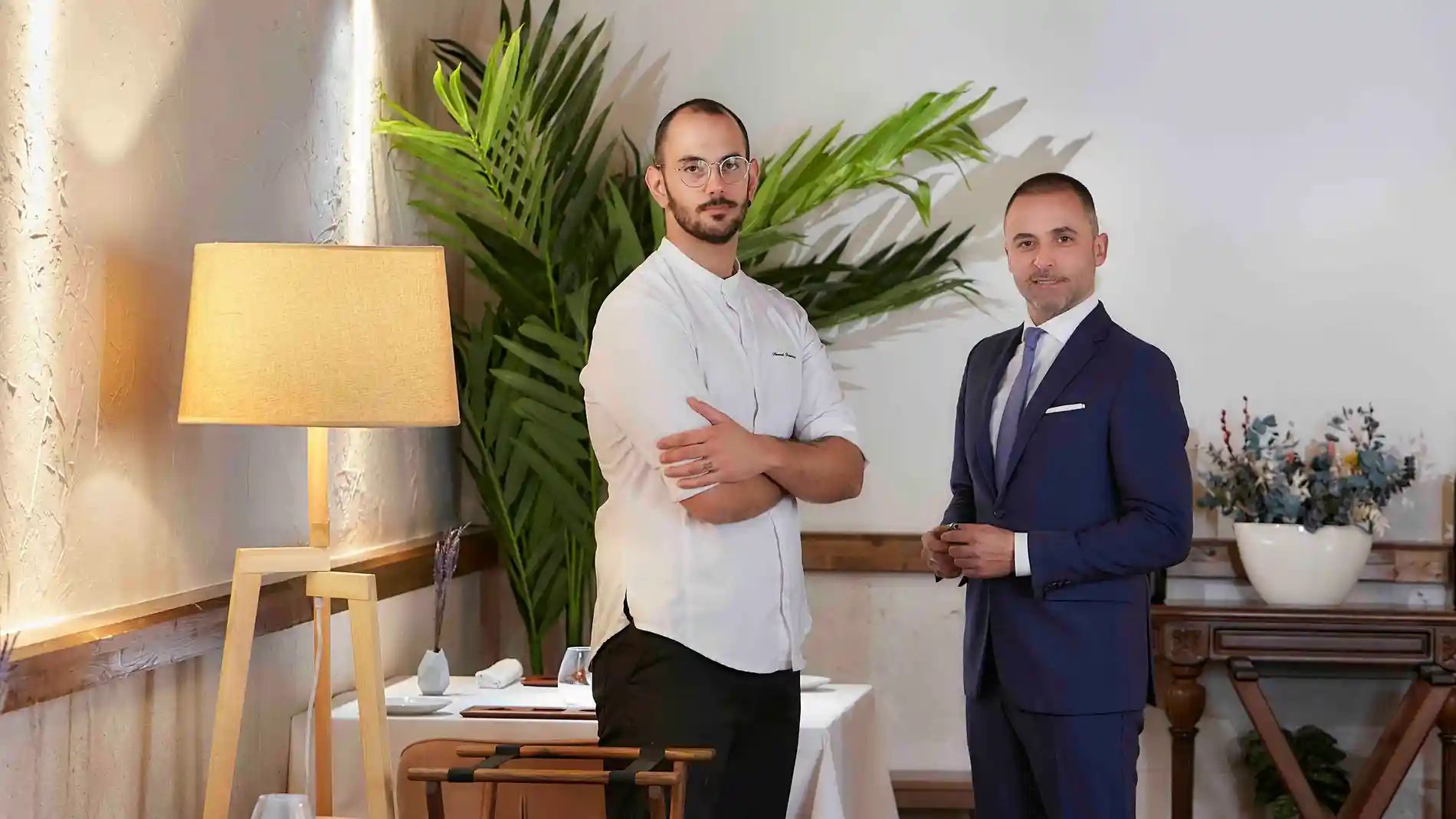 El chef Nauzet Betancort y el sumiller Roberto Simal