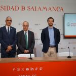 De izq a dcha: Dr. Xose Bustelo, Dr. José Miguel Mateos Roco y Dr. Francisco Lorenzo-Martín