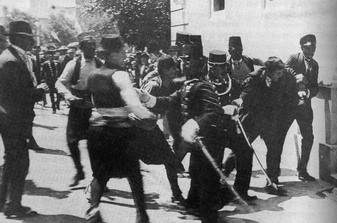El arresto de Gavrilo Princip: las provocaciones nacionalistas que acabaron desembocando en la Primera Guerra Mundial (1914-1918)