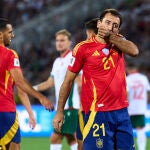 Mikel Oyarzabal celebra su gol a Bulgaria