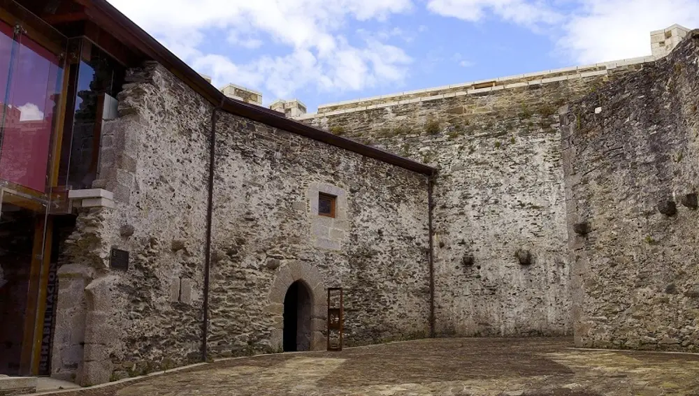 Castillo de Moeche.