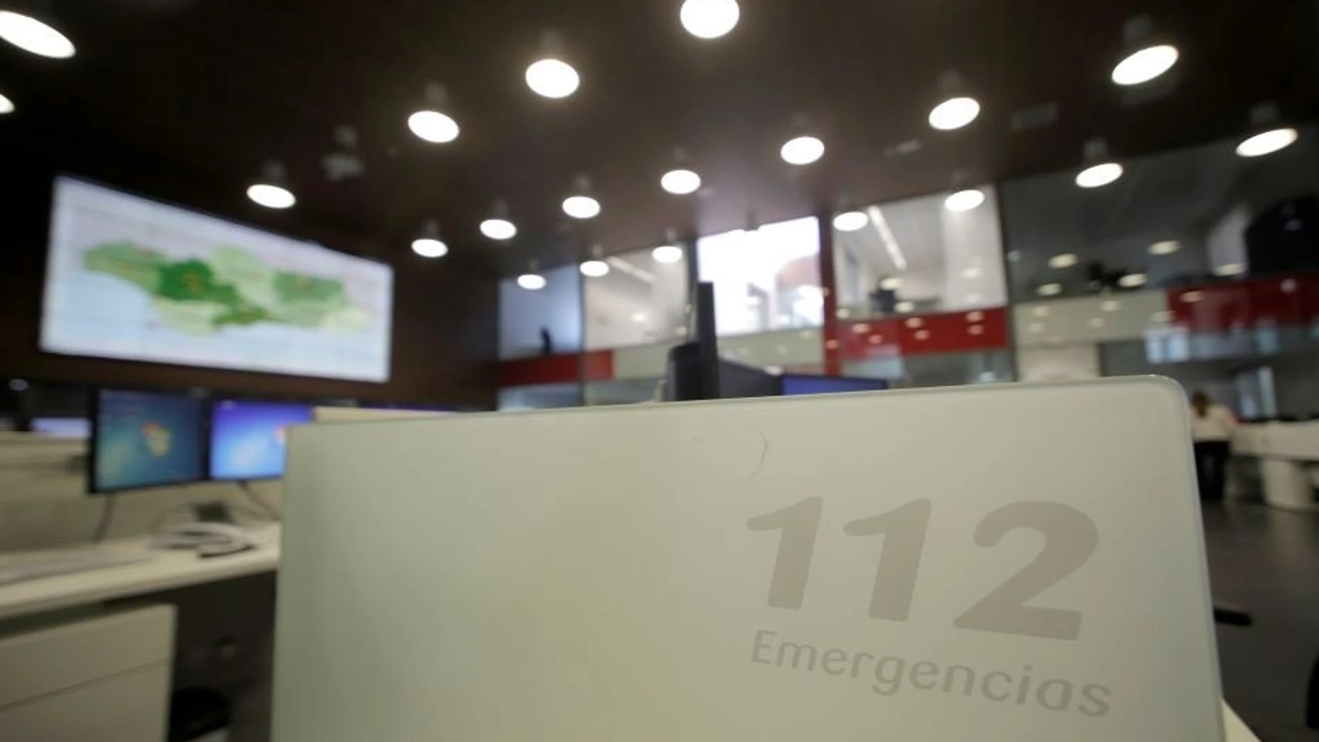 Sala del servicio de emergencias 112 en Andalucía.REMITIDA / HANDOUT por 112 ANDALUCÍAFotografía remitida a medios de comunicación exclusivamente para ilustrar la noticia a la que hace referencia la imagen, y citando la procedencia de la imagen en la firma06/09/2025