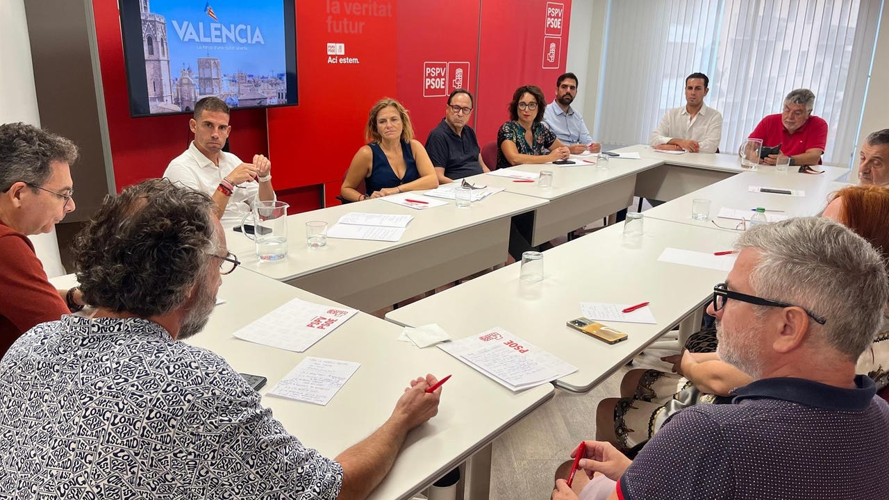 Bernabé comienza su batalla con Catalá por la alcaldía con el nombre de la capital: presenta alegaciones al cambio de València por Valéncia