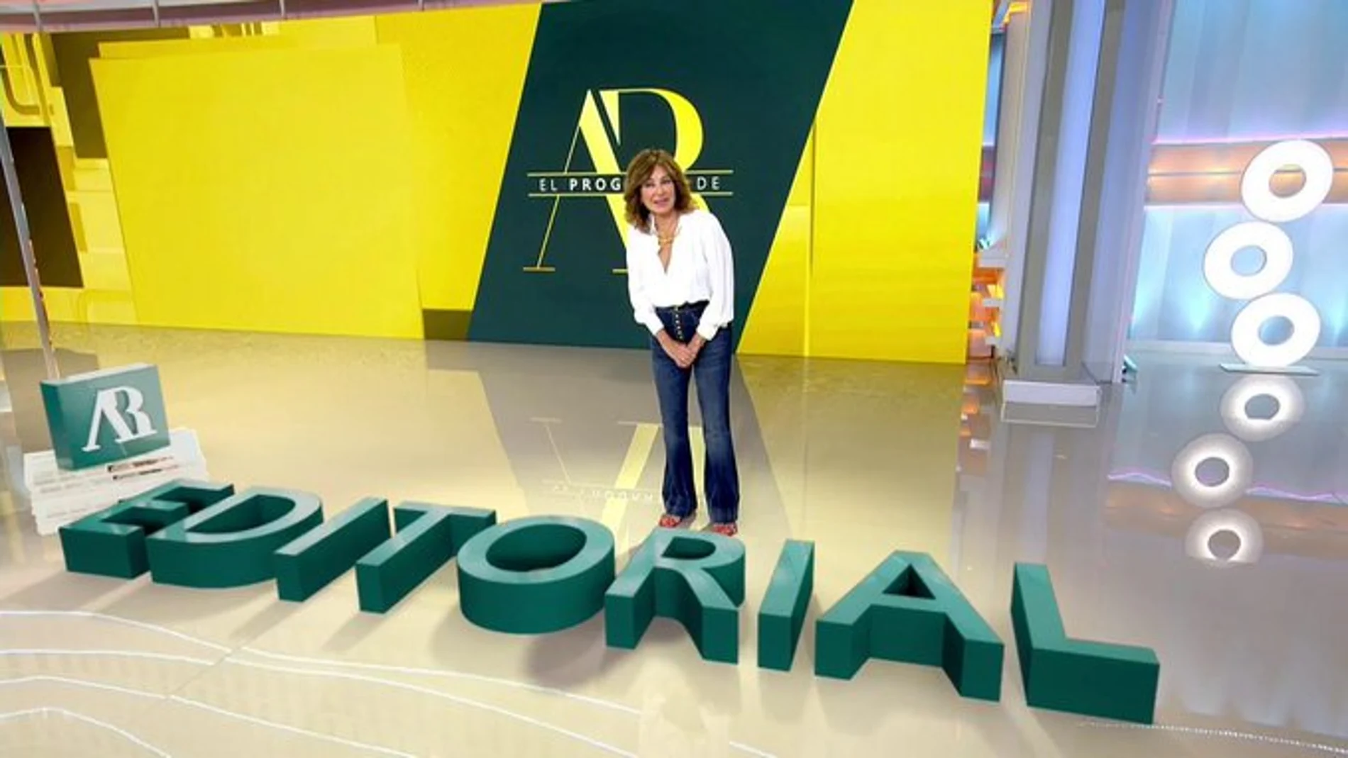 Ana Rosa, durante su primer editorial del curso televisivo 2025/2026