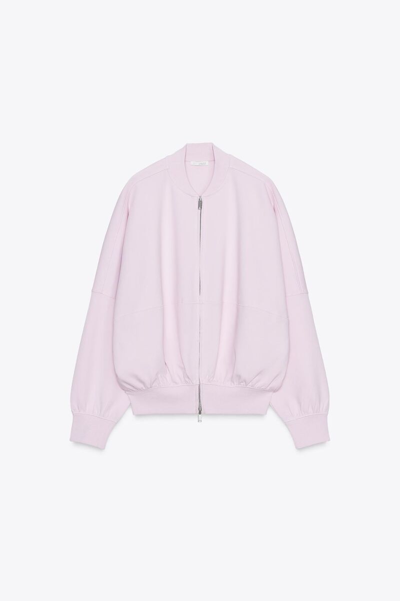 Bomber en rosa.