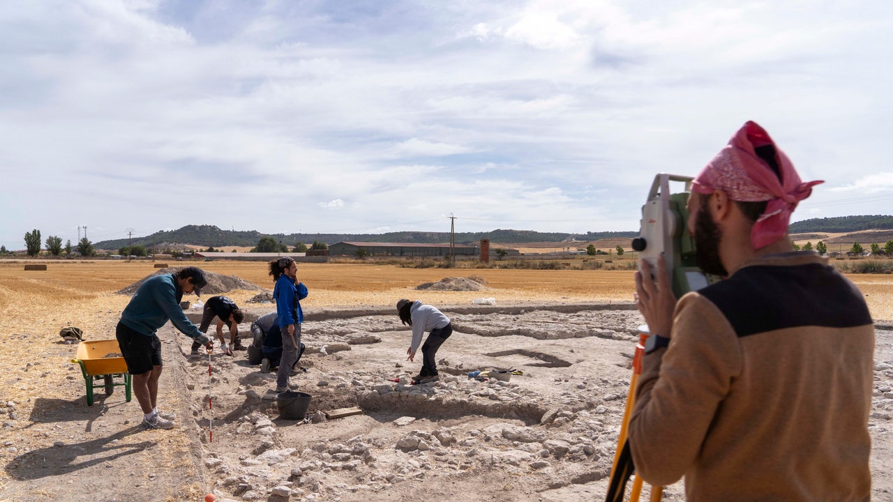 Descubren un mausoleo tardoantiguo de influencia norteafricana en el yacimiento de Las Calaveras de Renedo de Esgueva