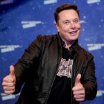 EEUU.- SpaceX, la compañía espacial de Elon Musk, compra paquetes de frecuencias a EchoStar por casi 14.500 millones