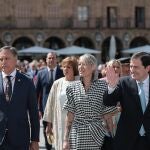 Mañueco y García Carbayo saludan a los salmantinos en presencia de la investigadora Sara Cuadrado-Castaño, pregonera de las fiestas en honor a la Virgen de la Vega