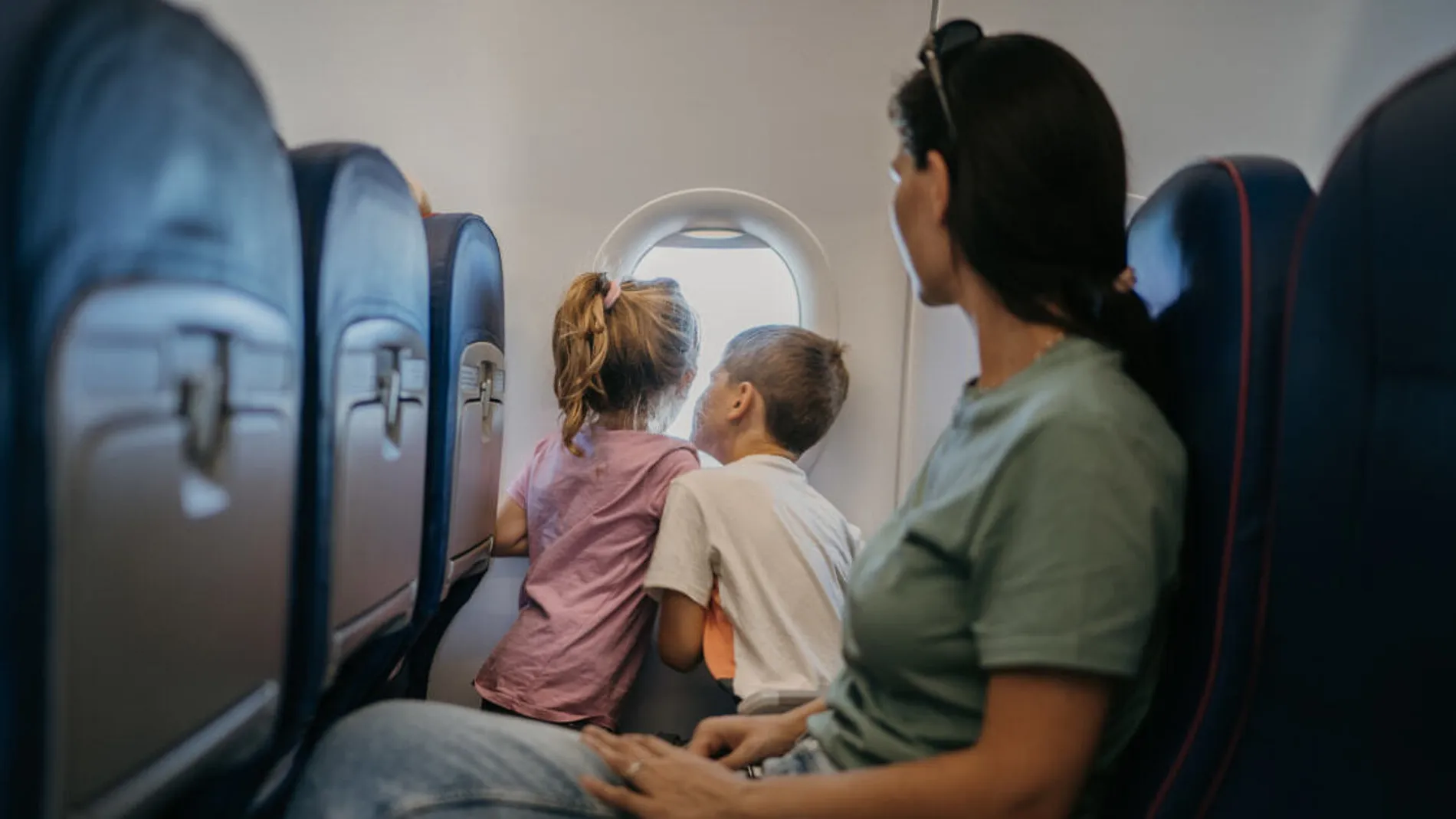 Los artículos que puedes solicitar gratis en el avión si viajas en clase económica