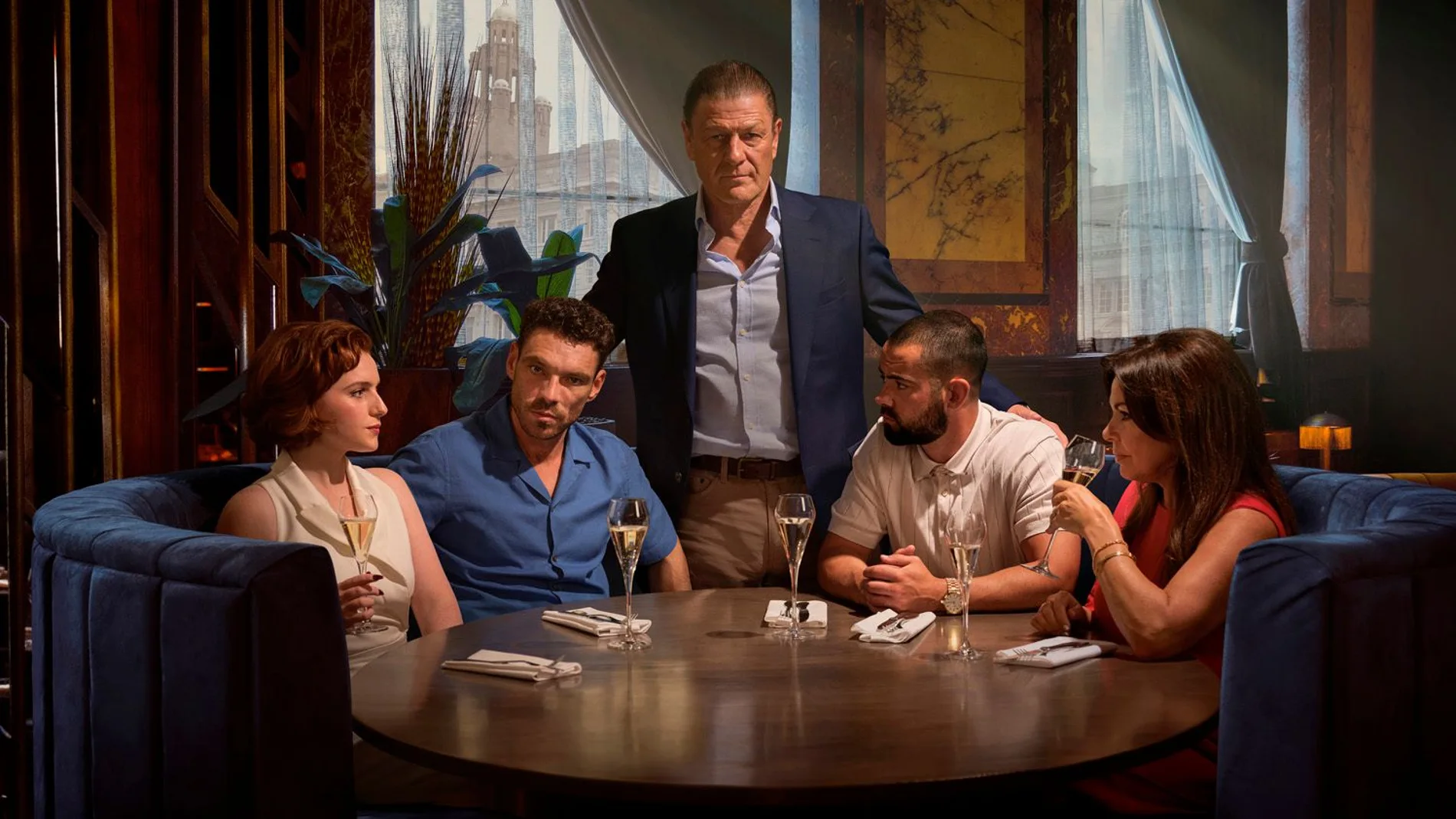 Sean Bean lidera el reparto de este drama británico sobre mafiosos, acompañado por James Nelson-Joyce y Jack McMullen