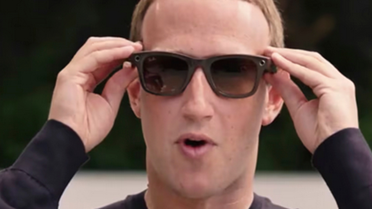 Mark Zuckerberg demanda a Mark Zuckerberg por no respetar que se llama Mark Zuckerberg