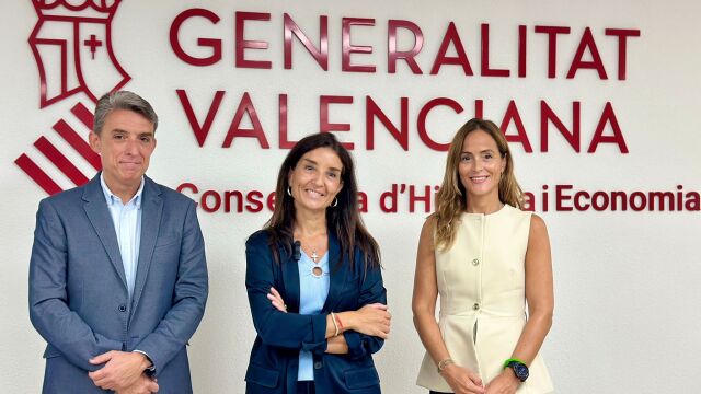La Generalitat reivindica su política fiscal de menos es más: aumenta un 21% la recaudación de impuestos este año