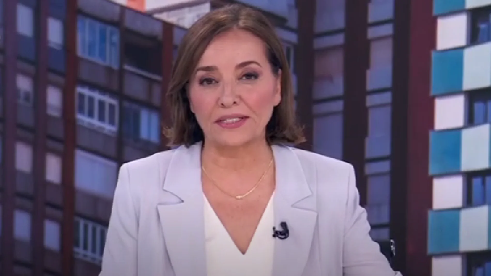 Pepa Bueno, presentadora del Telediario 2