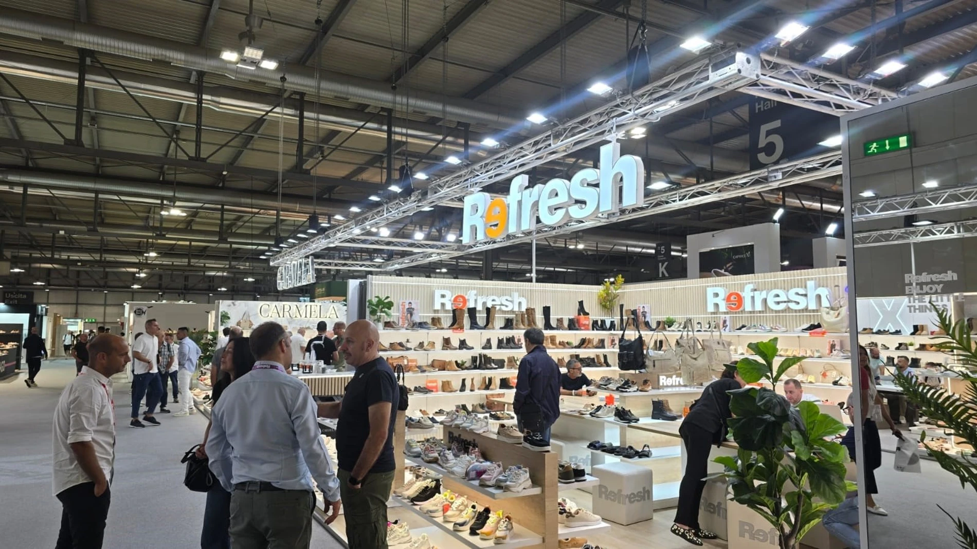 Estand de una de las marcas regionales de calzado que ha expuesto sus productos en la feria ‘Micam’, celebrada en Milán Carme Ripollés / Europa Press 09/09/2025