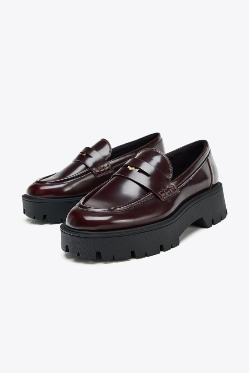 Mocasín penny suela plataforma.