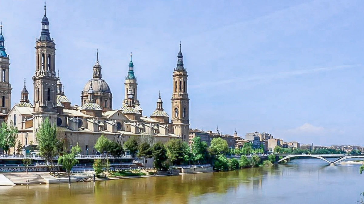 Vistas el Pilar de Zaragoza
