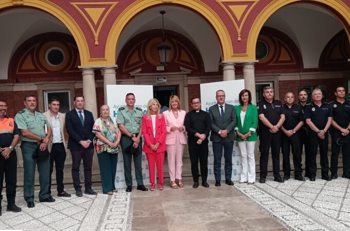 Presentación del dispositivo especial de seguridad por la celebración de la procesión Magna Mariana en Huelva.