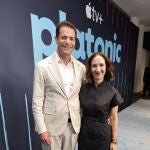 Nicholas Stoller y Francesca Delbanco