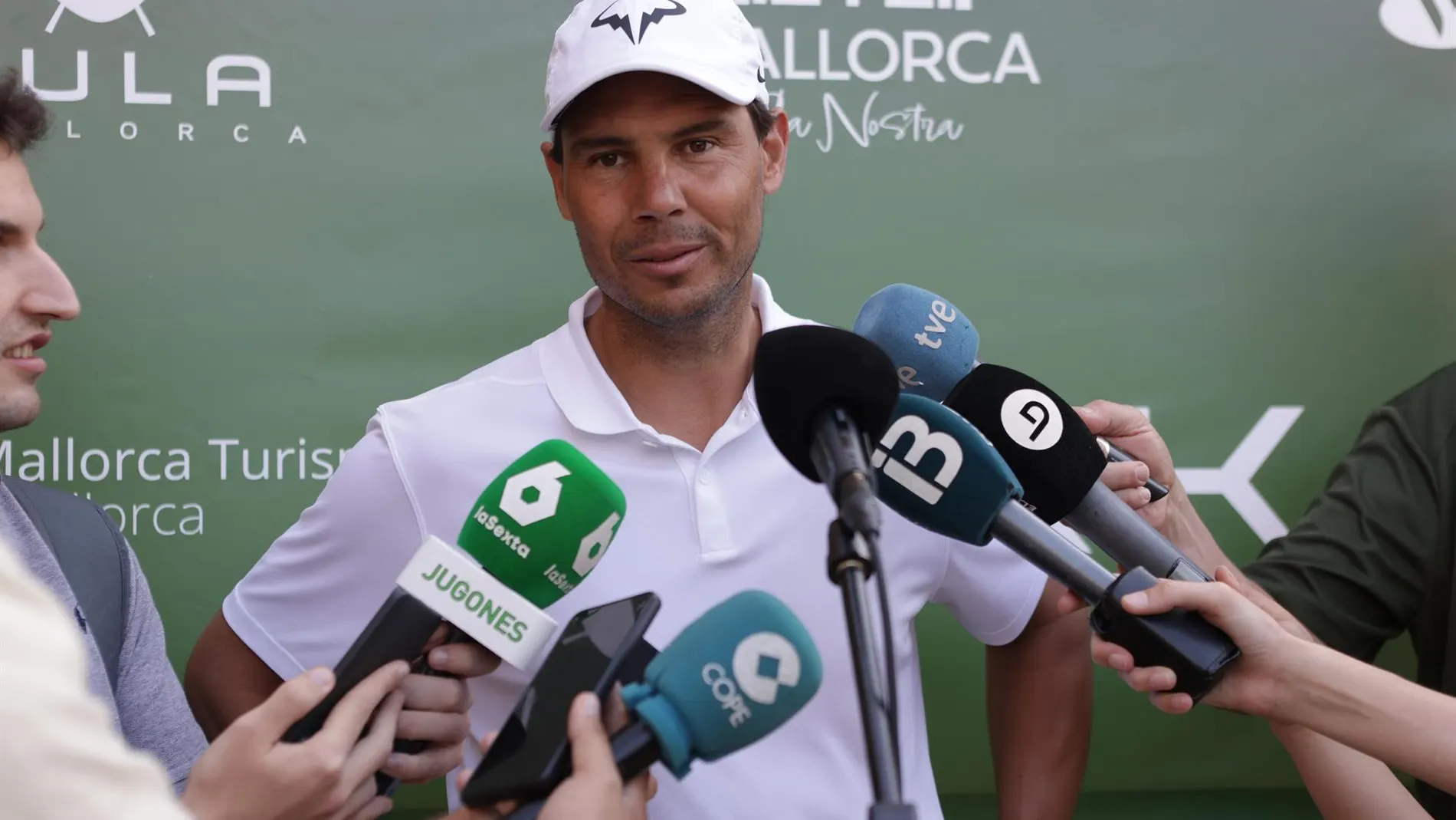 MURCIA.-Rafa Nadal: "La carrera de Alcaraz parece que va encaminada a que sea algo único"