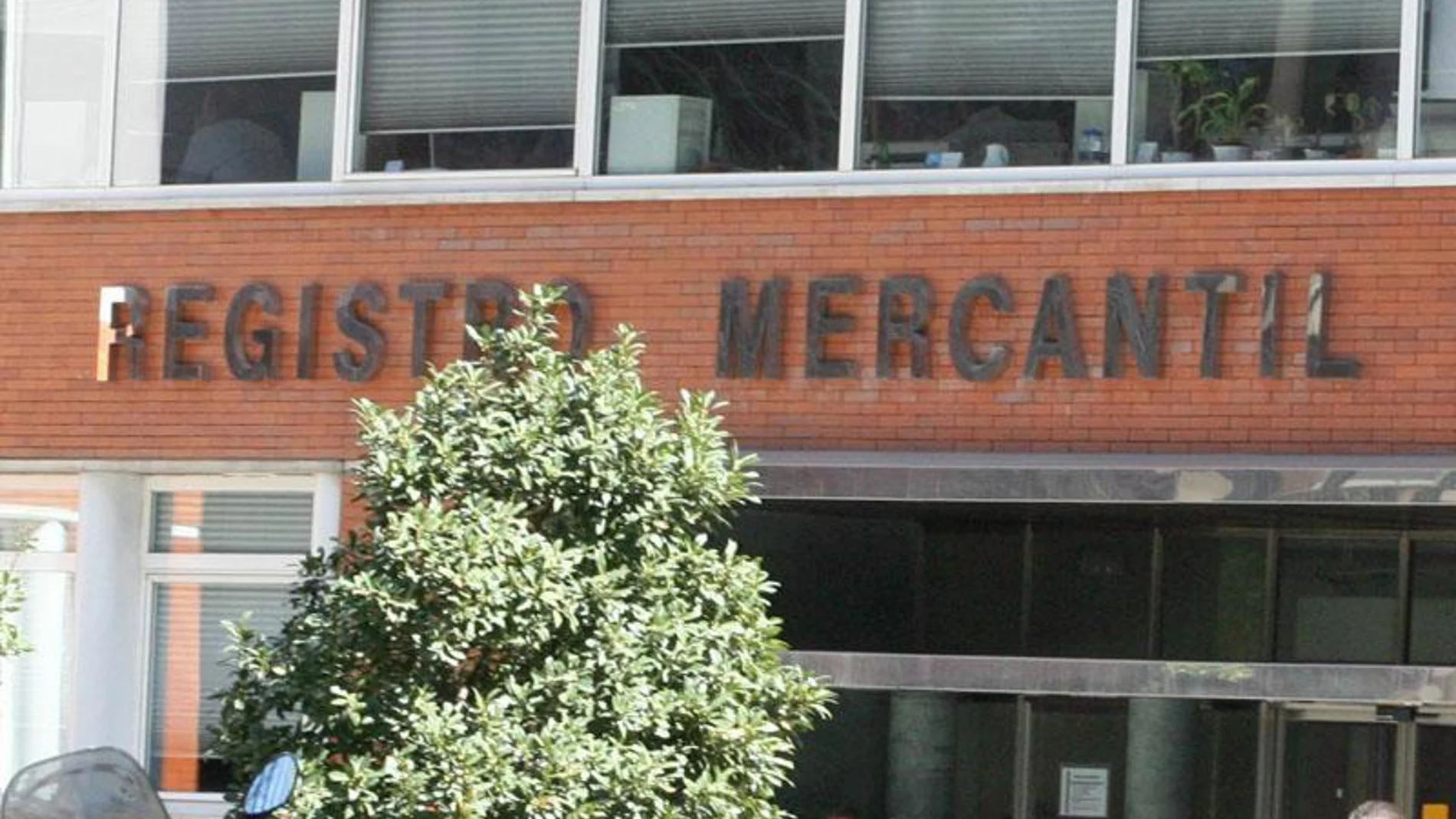 Economía.- (AMP) La creación de empresas registra su mejor julio en 18 años, con 10.902 nuevas sociedades (+11,4%)