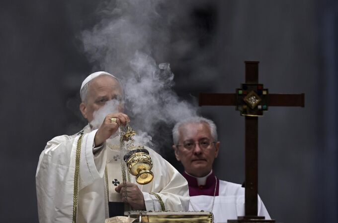 El Papa León XIV pide a nuevos obispos "humildad" y "valentía" ante desafíos como "la guerra" o "la crisis de fe"