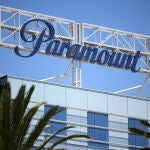 Paramount Skydance estudia comprar Warner Bros Discovery, según WSJ