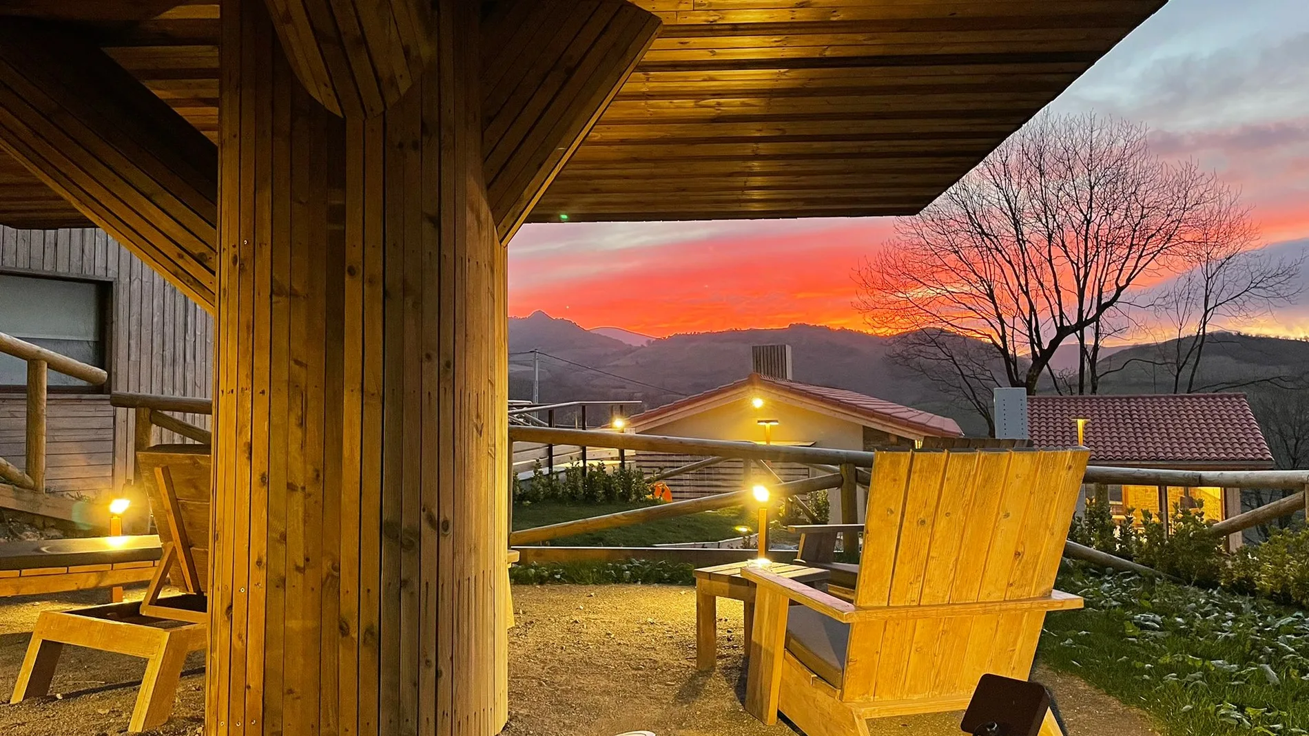 CieloAstur: dormir entre montañas y despertar bajo un cielo estrellado