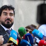 La Policía asegura que 'Alvise' recibió los 100.000 euros para "financiar parte de la campaña" de las europeas