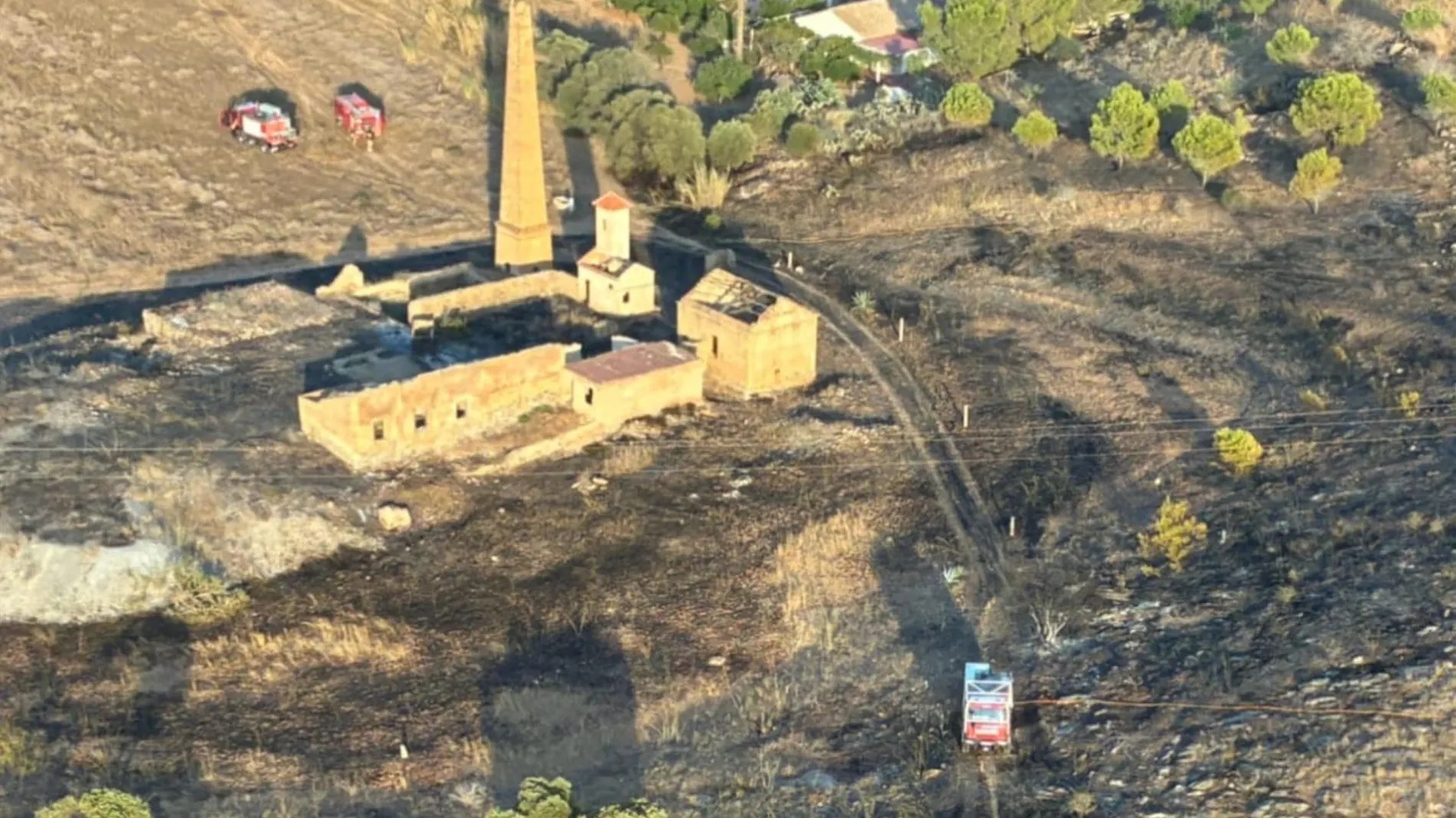 MURCIA.-Sucesos.- Arden 2,5 hectáreas en un incendio forestal en el Llano del Beal (Cartagena)