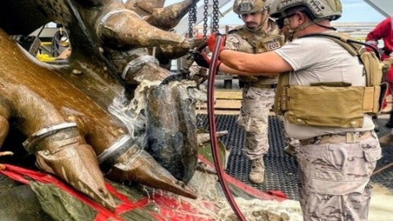 "Legionaria": La bomba de aviación que la Armada ha neutralizado en el Puerto de Valencia
