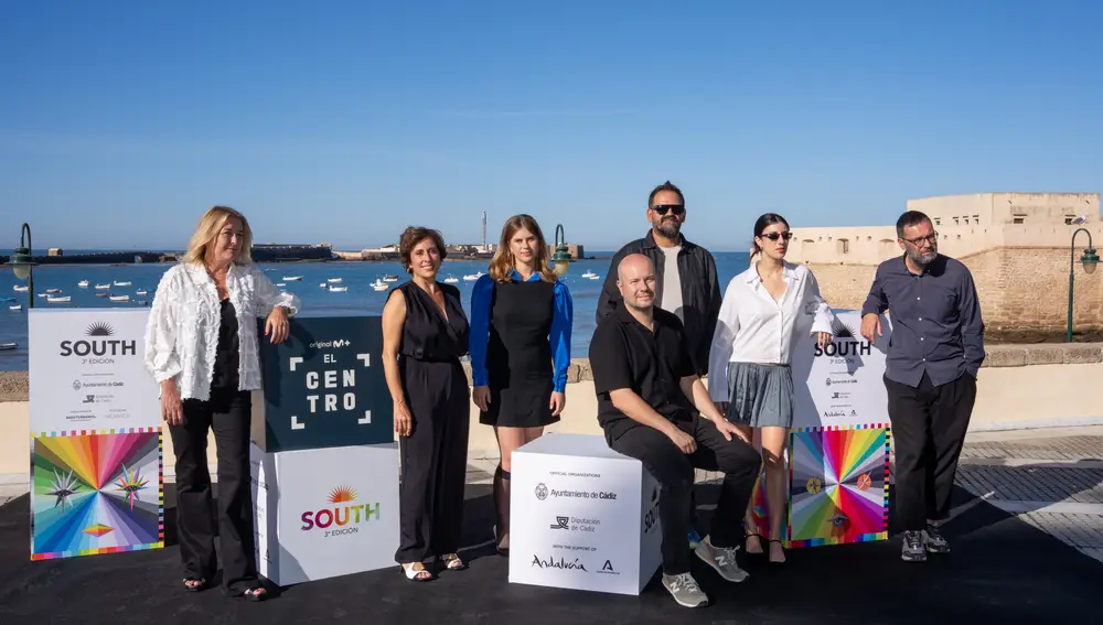 Posado de creadores y actrices de la serie "El Centro", en South Festival de Cádiz