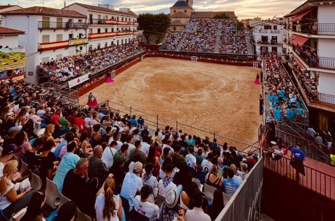 Arganda.- Las 12.000 entradas para los cinco días de novilladas cuelgan el cartel de 'no hay billetes'